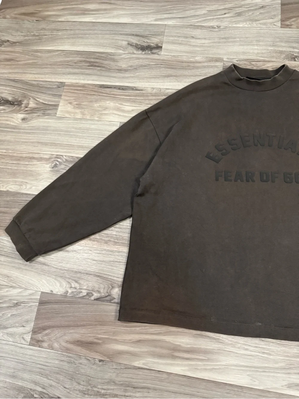 Fear of God Essentials Heavyweight Cotton Crewneck Long Sleeve Size Small